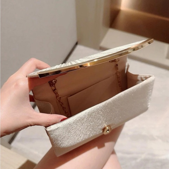 Brand New Party Hand/Shoulder Bag - Picture 5 of 7